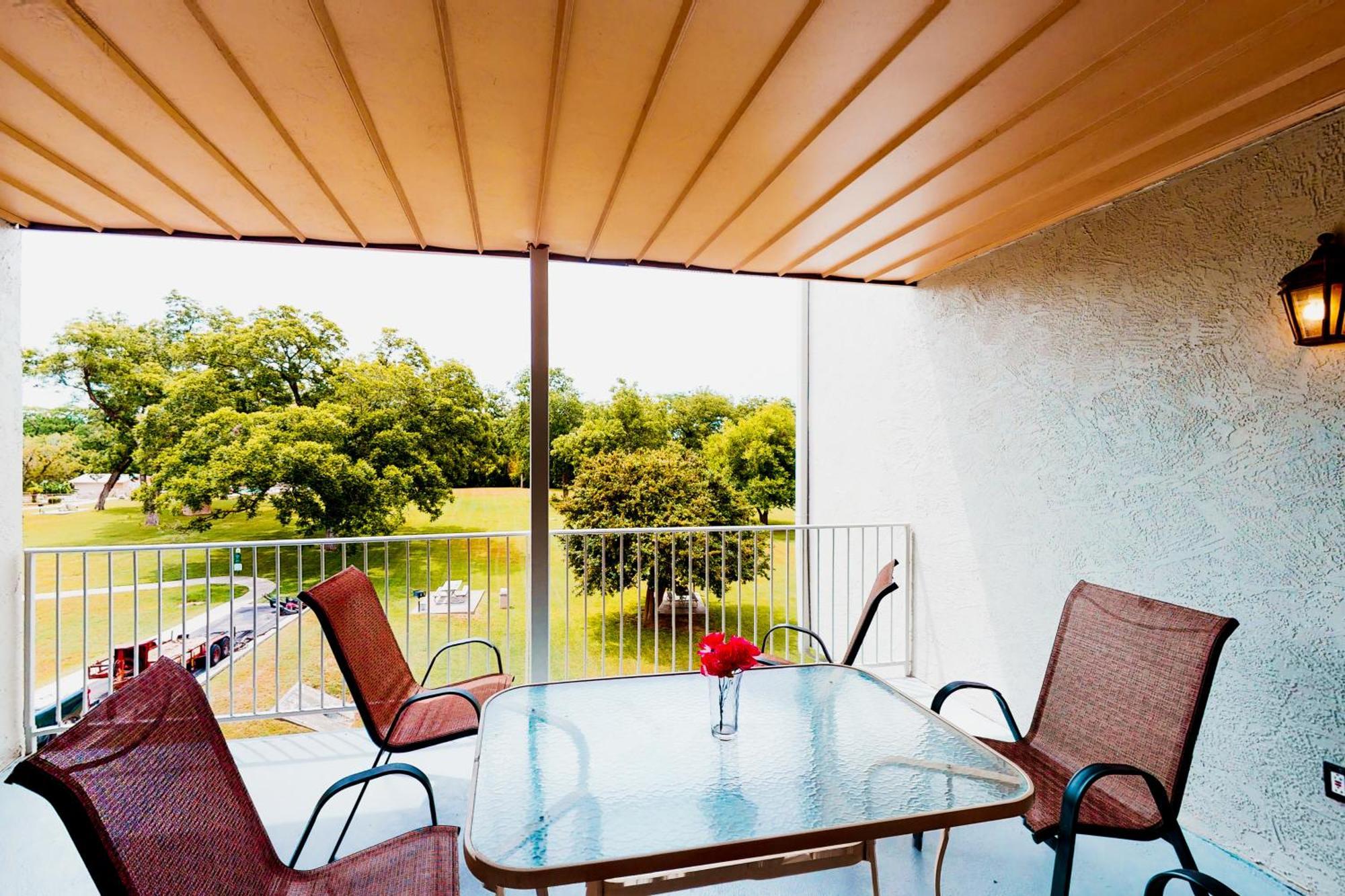 Water Wheel Resort Condo Resort Ню Браунфелс Стая снимка